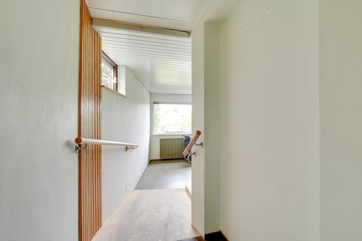 Photo 6 of Ambachtsheerelaan 11