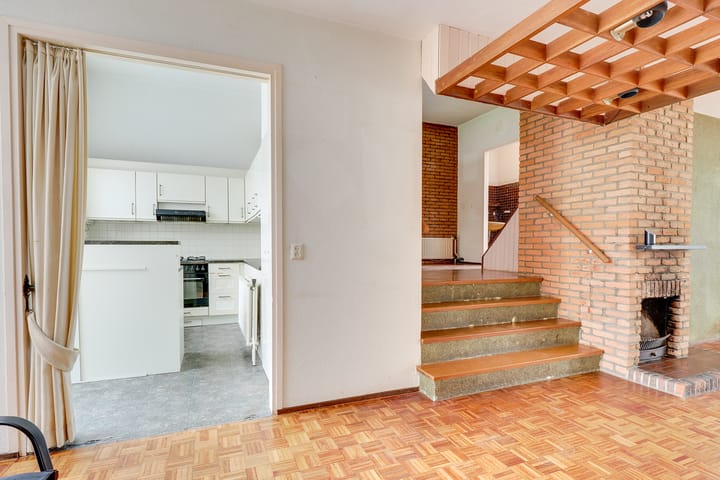 Photo 10 of Ambachtsheerelaan 11