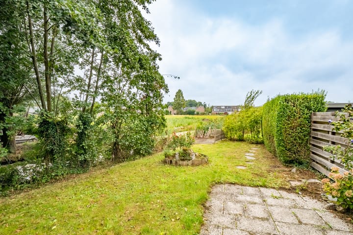 Photo 25 of Ambachtsheerelaan 11