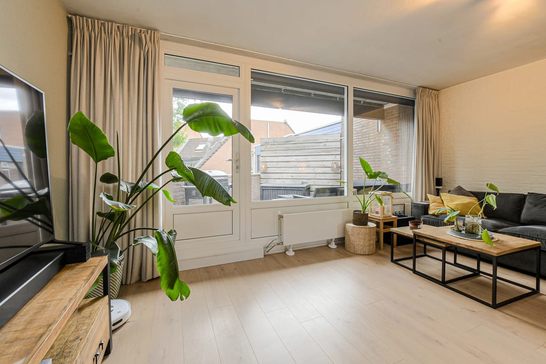 Photo 7 of Buitenerf 95