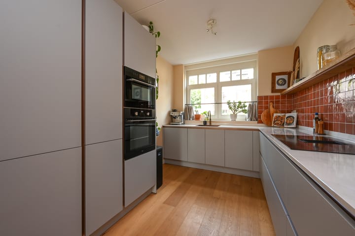 Foto 3 van Markgraaflaan 128