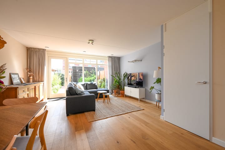 Foto 13 van Markgraaflaan 128