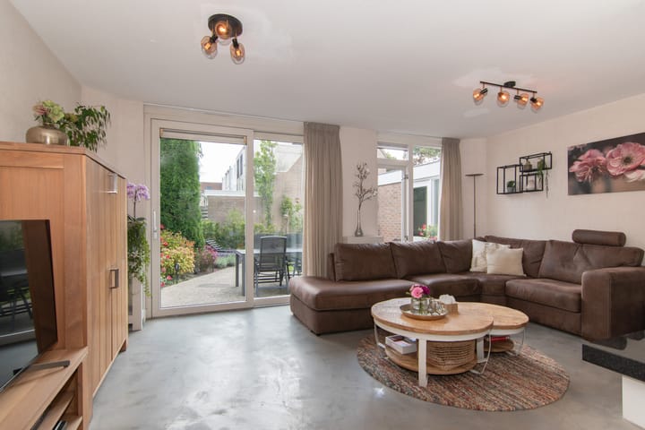 Photo 2 of Tjotterkade 12