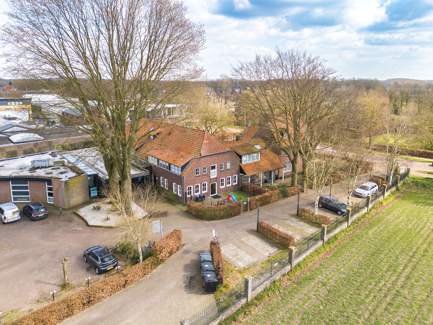 View photo 2 of Alphenseweg 4
