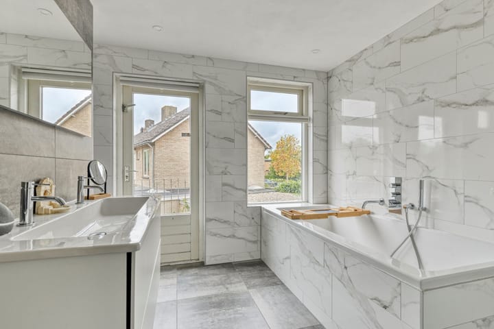 Foto 3 van Burgemeester Van Altenastraat 6