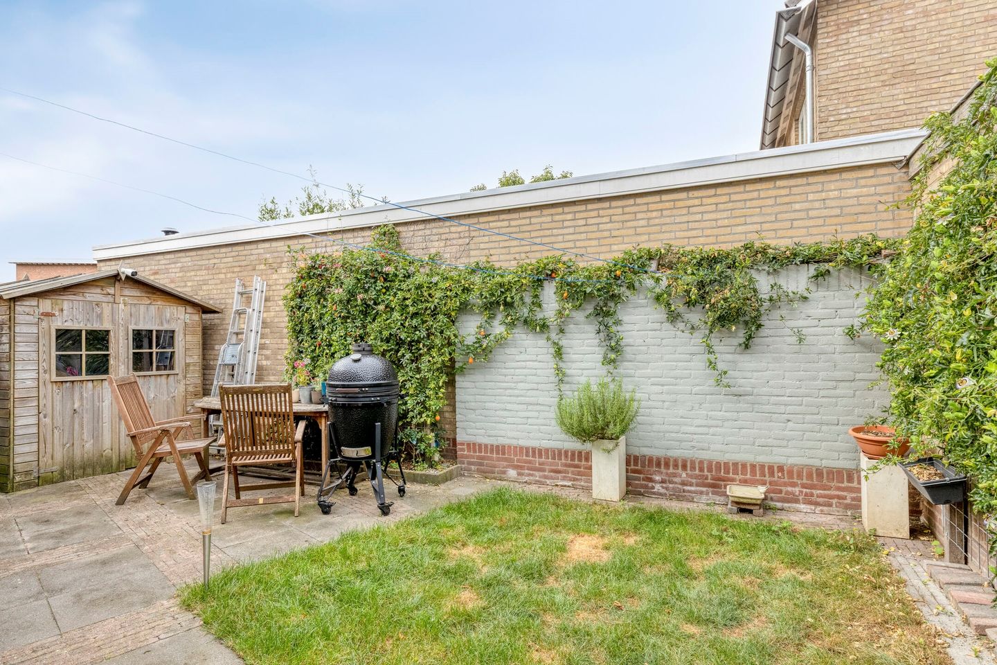 Foto 44 van Burgemeester Van Altenastraat 6