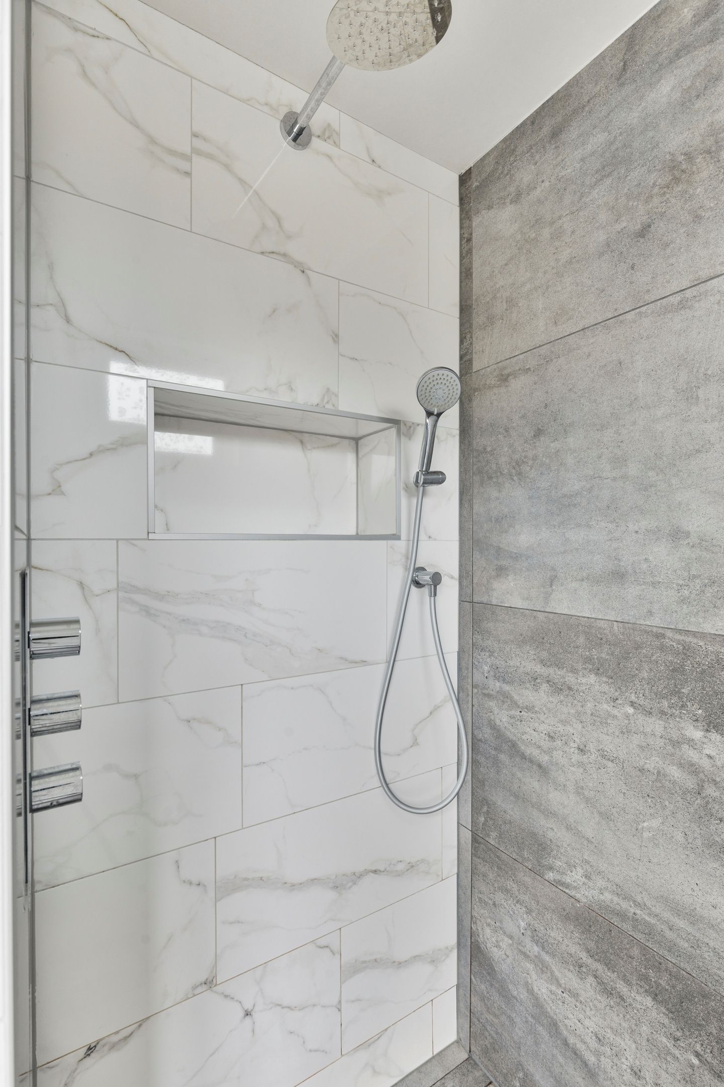 Foto 34 van Burgemeester Van Altenastraat 6