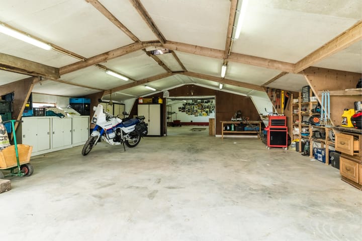 Foto 69 van Waalbandijk 114