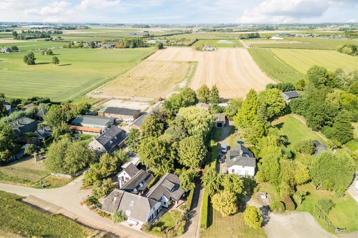 Foto 77 van Waalbandijk 114