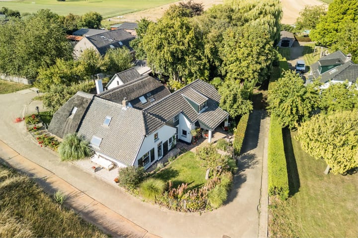 Foto 79 van Waalbandijk 114