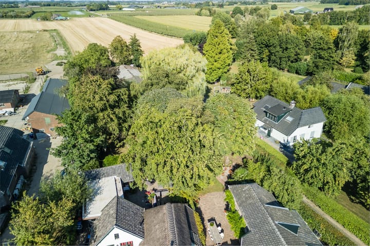 Foto 82 van Waalbandijk 114