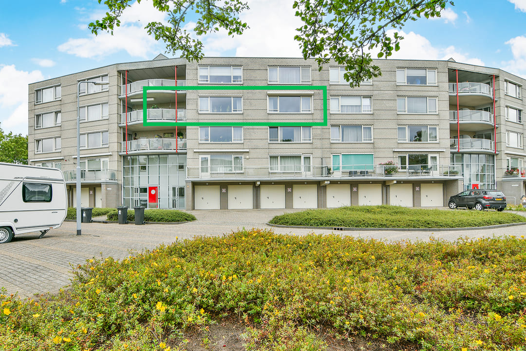 Photo 2 of Femina Mullerstraat 283