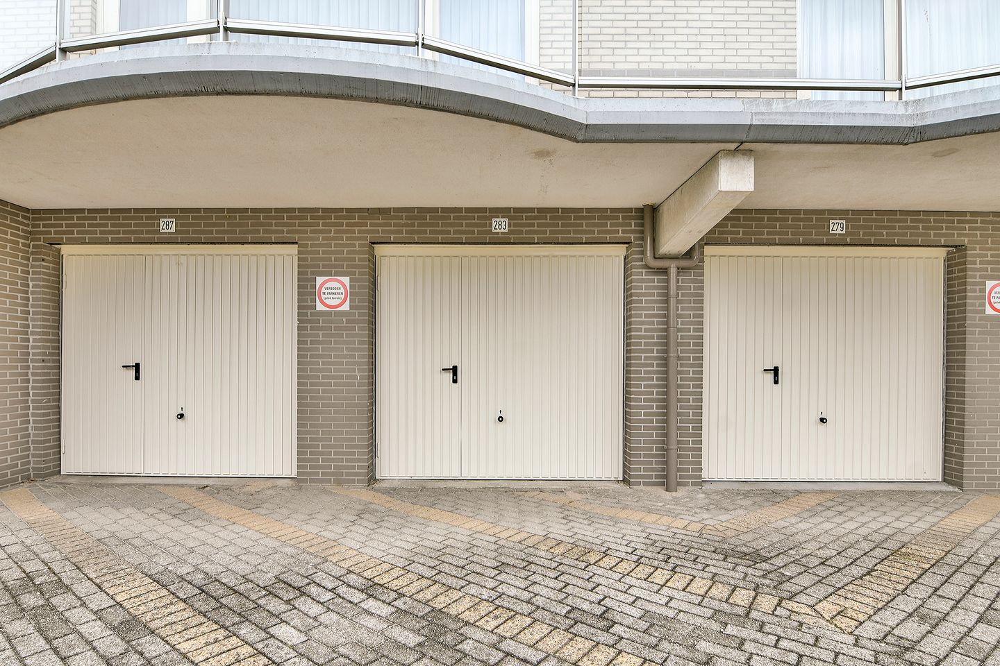 Photo 5 of Femina Mullerstraat 283