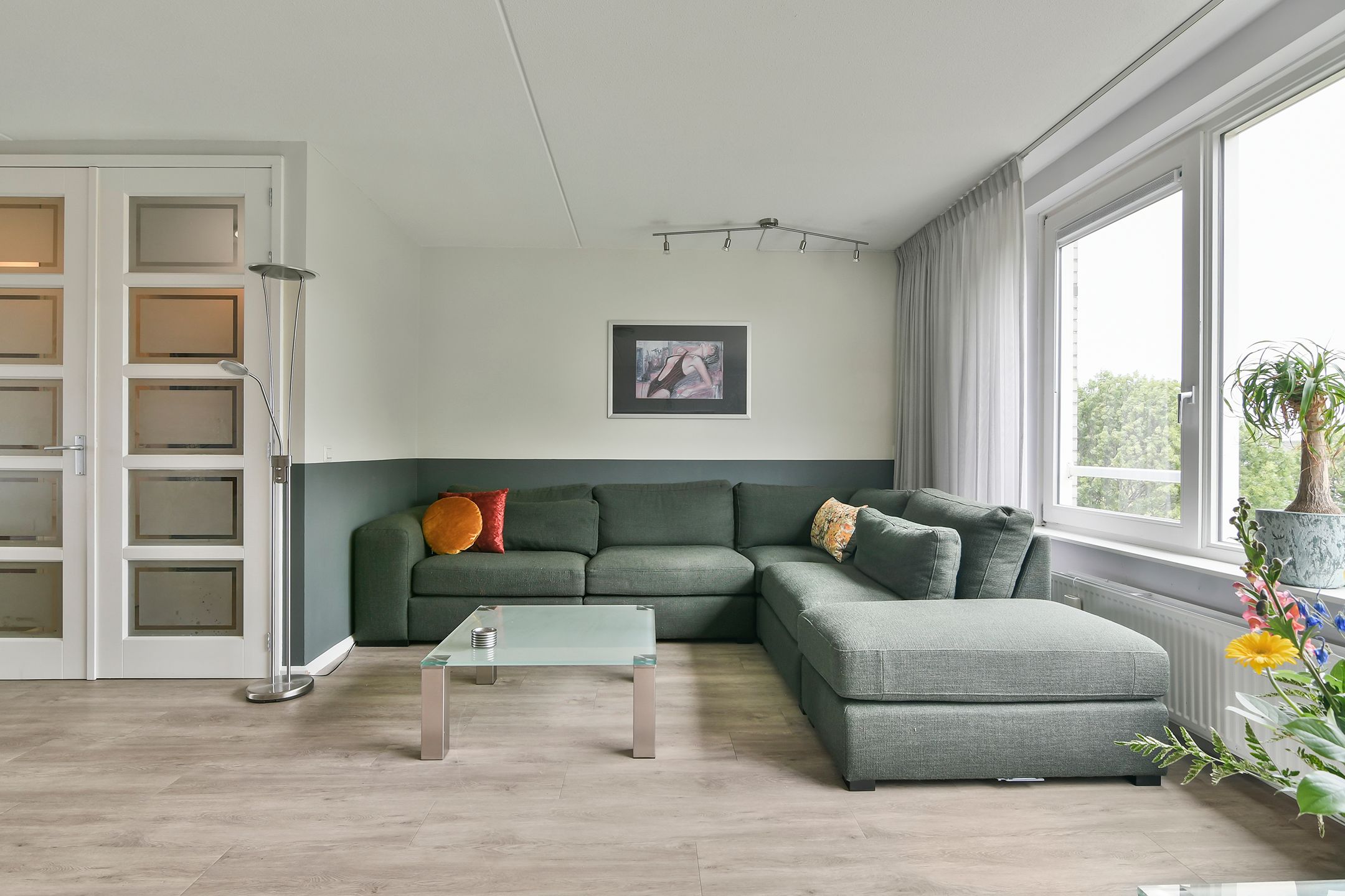 Photo 12 of Femina Mullerstraat 283