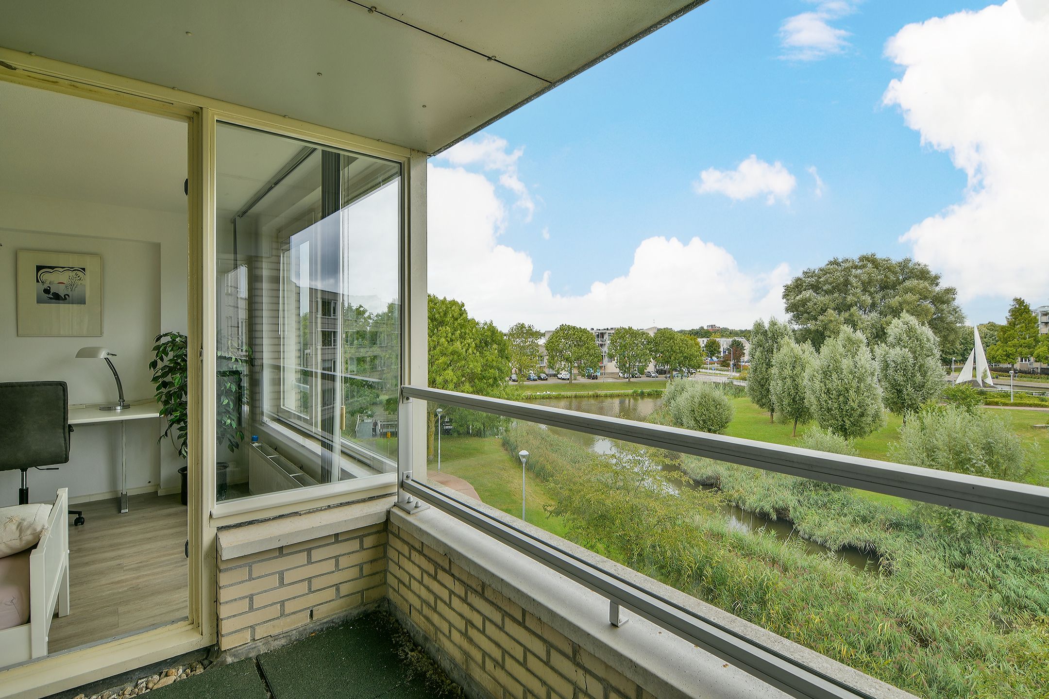 Photo 27 of Femina Mullerstraat 283