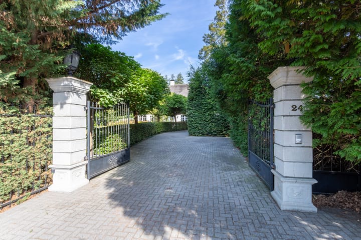 Photo 5 of Noord Parallelweg 24