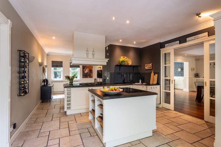 Foto 22 van Noord Parallelweg 24