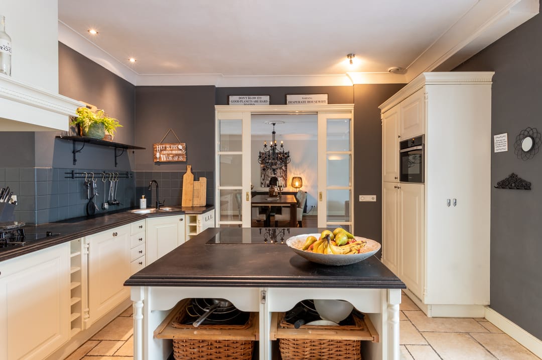 Foto 23 van Noord Parallelweg 24