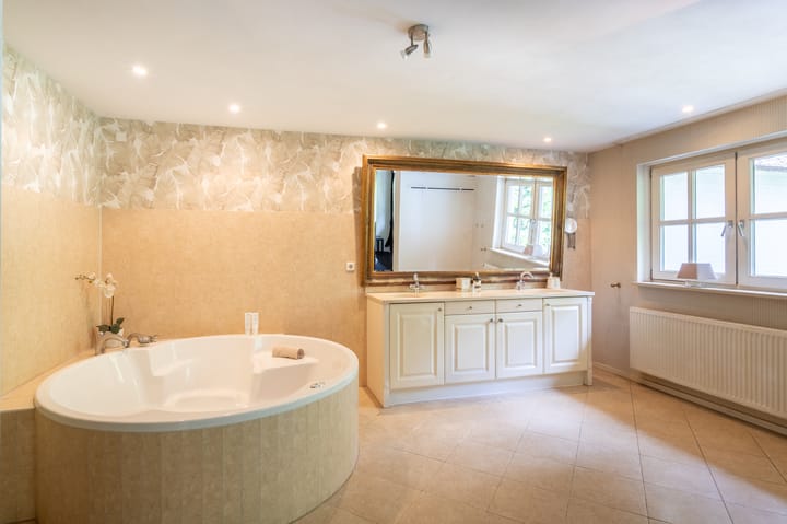 Foto 41 van Noord Parallelweg 24