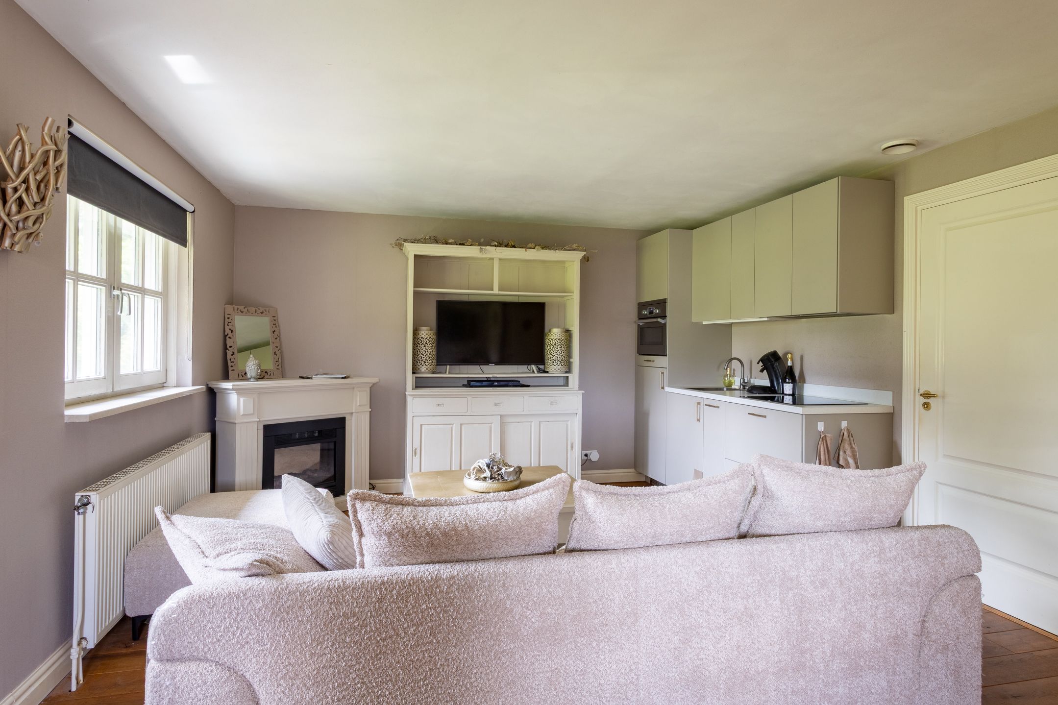 Foto 42 van Noord Parallelweg 24