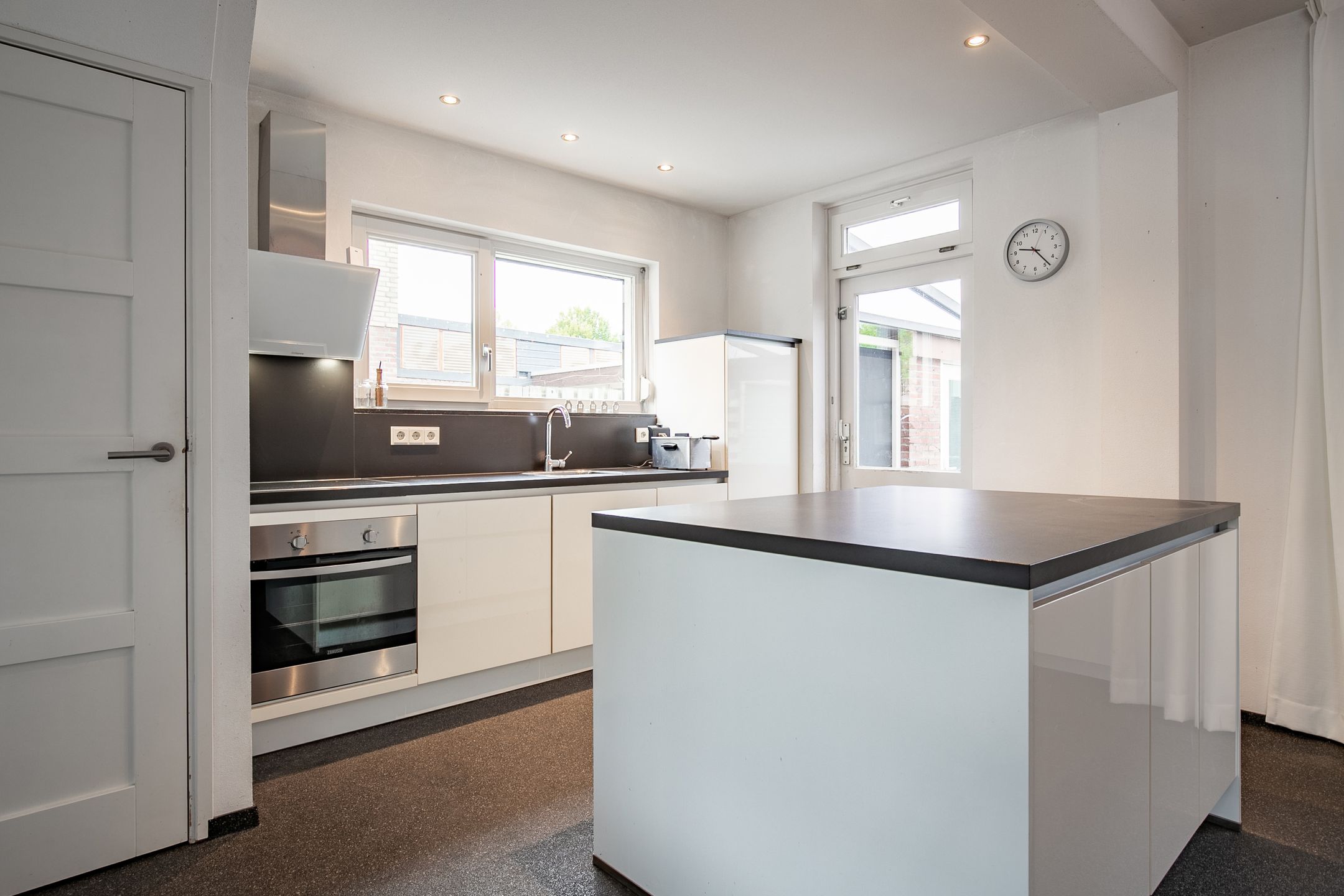 Foto 3 van Diergaarderstraat West 44