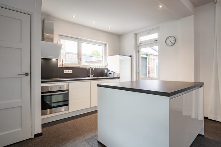 Foto 3 van Diergaarderstraat West 44