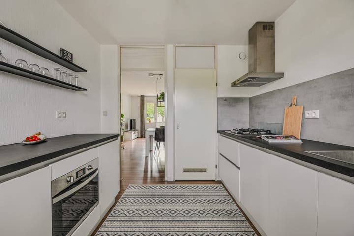 Photo 3 of Louis Davidsstraat 10