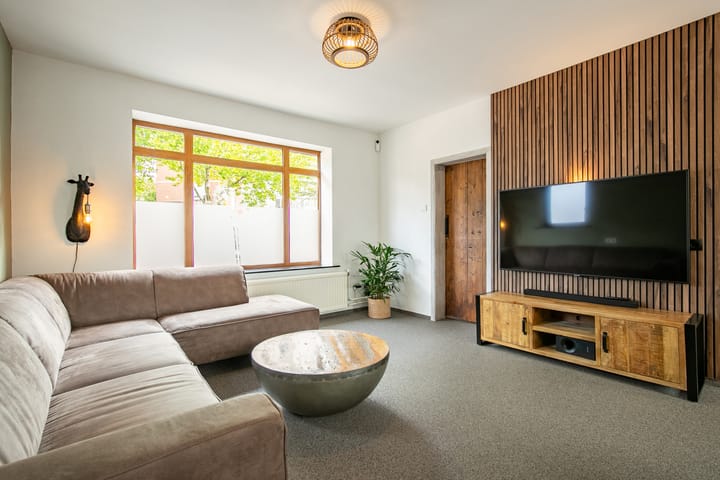 Foto 2 van Vroenstraat 42