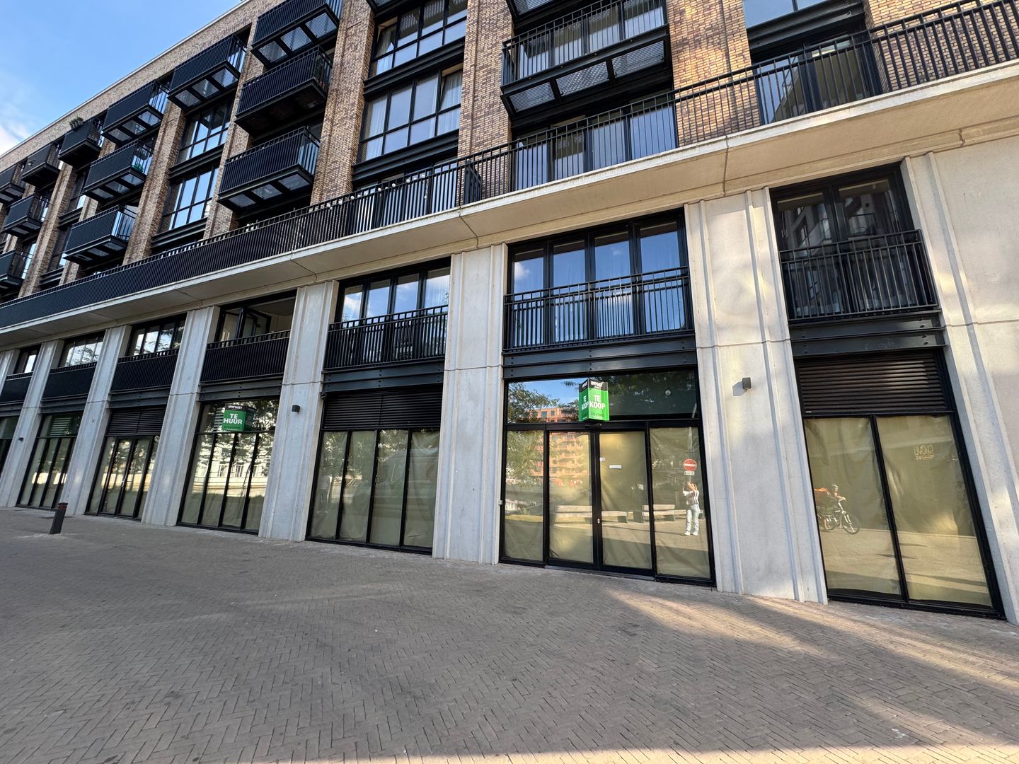 Bekijk foto 2 van Hofplein 100