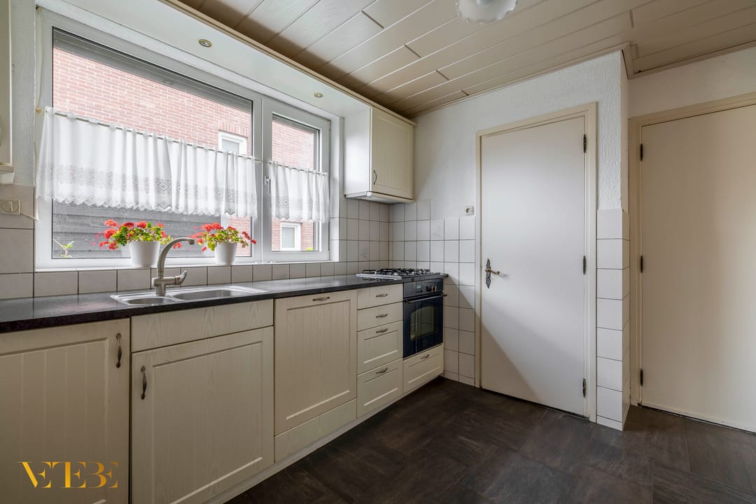 Photo 7 of Prins Hendrikstraat 40