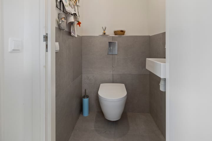 Foto 8 van Prof. Granpré Molièrestraat 8