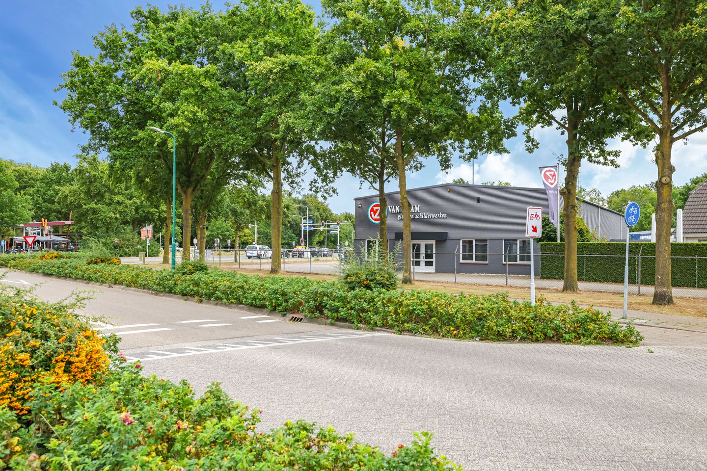 View photo 3 of Kooikersweg 1