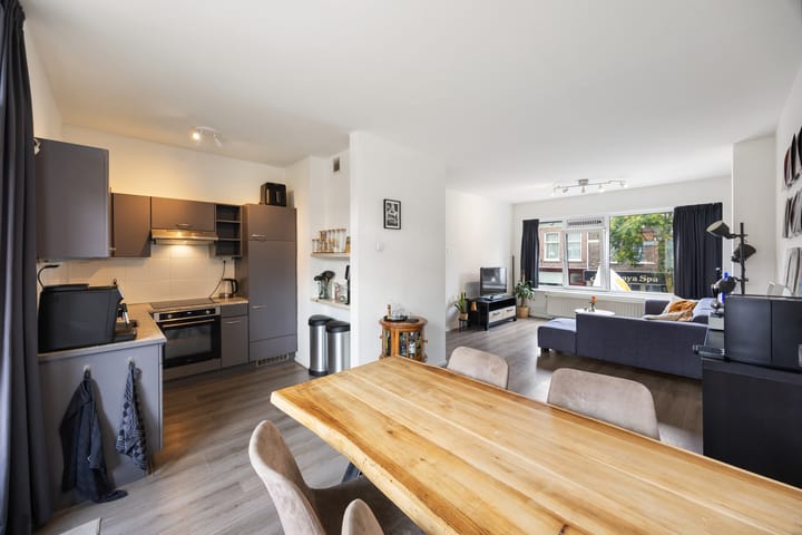 Foto 13 van Bloemerstraat 28