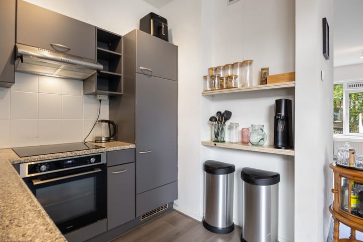 Foto 18 van Bloemerstraat 28