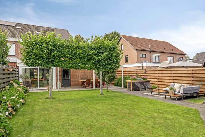 Photo 19 of Bereklauw 48