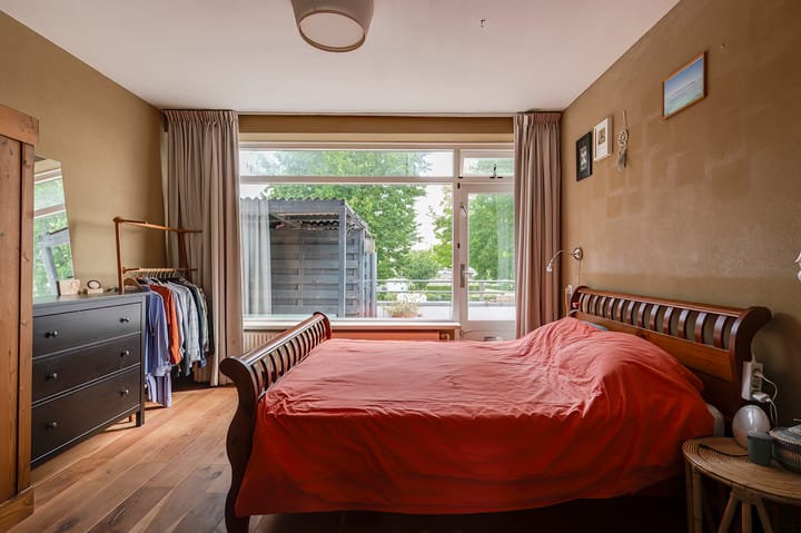 Foto 12 van Sluterstraat 4