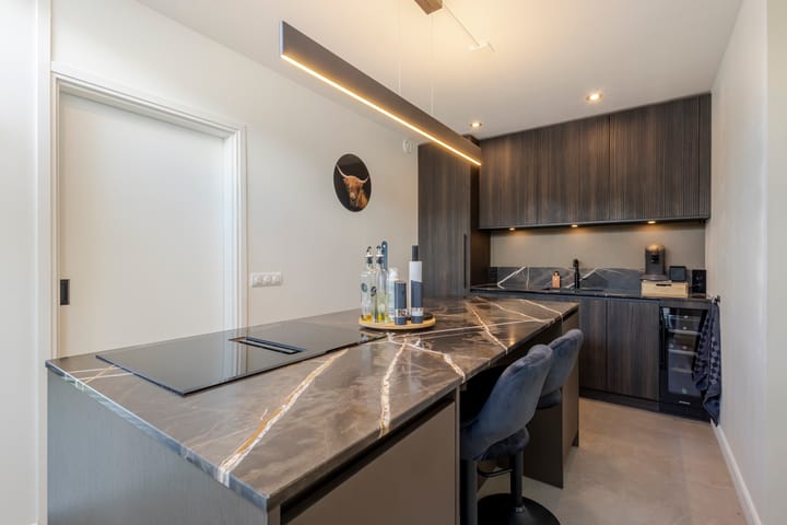 Foto 13 van Binnendamseweg 64-A