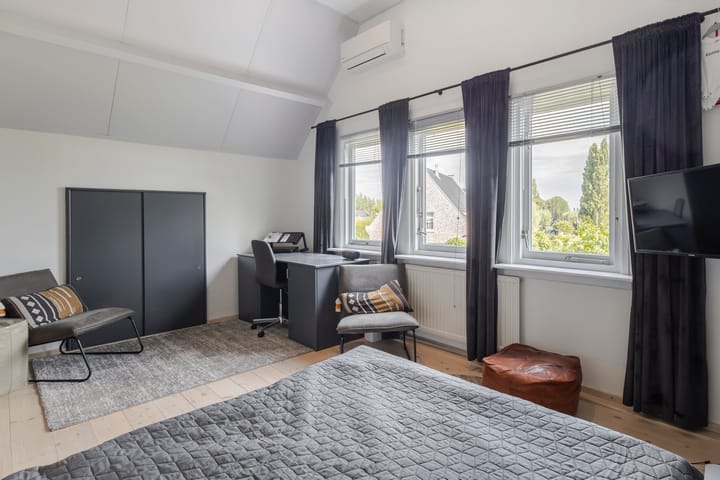 Foto 28 van Binnendamseweg 64-A