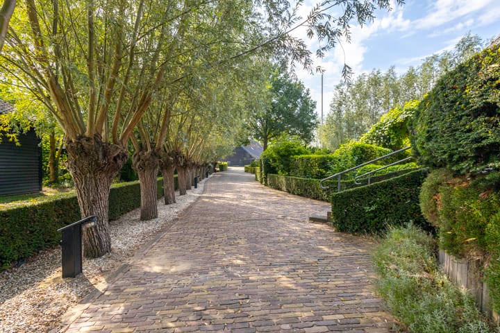 Foto 38 van Binnendamseweg 64-A