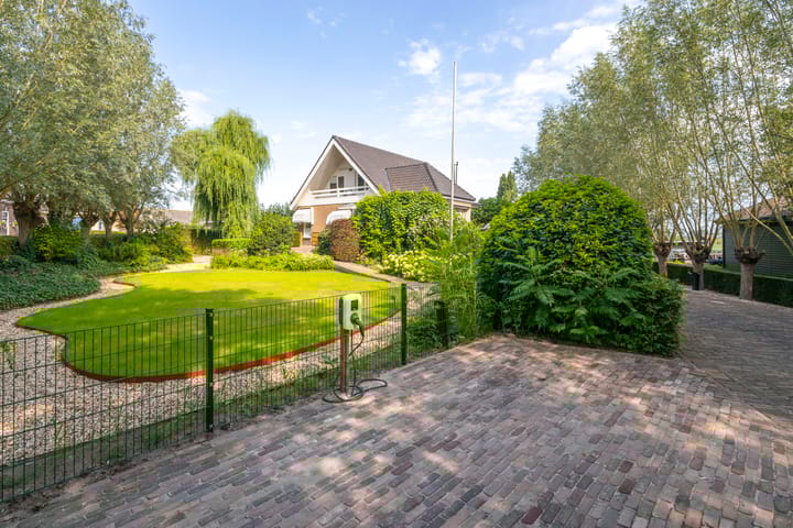 Foto 57 van Binnendamseweg 64-A