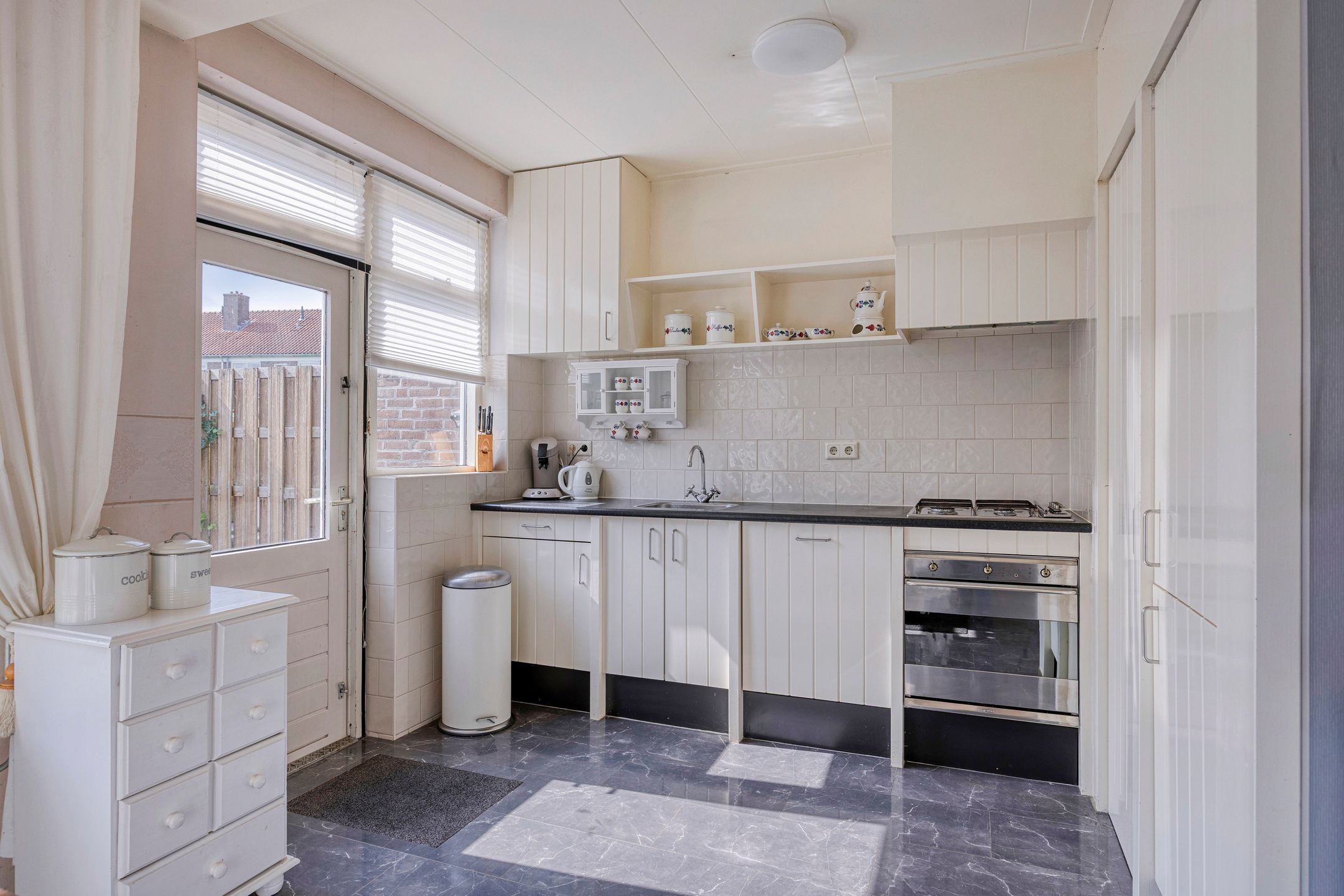 Photo 9 of Schokkerstraat 8