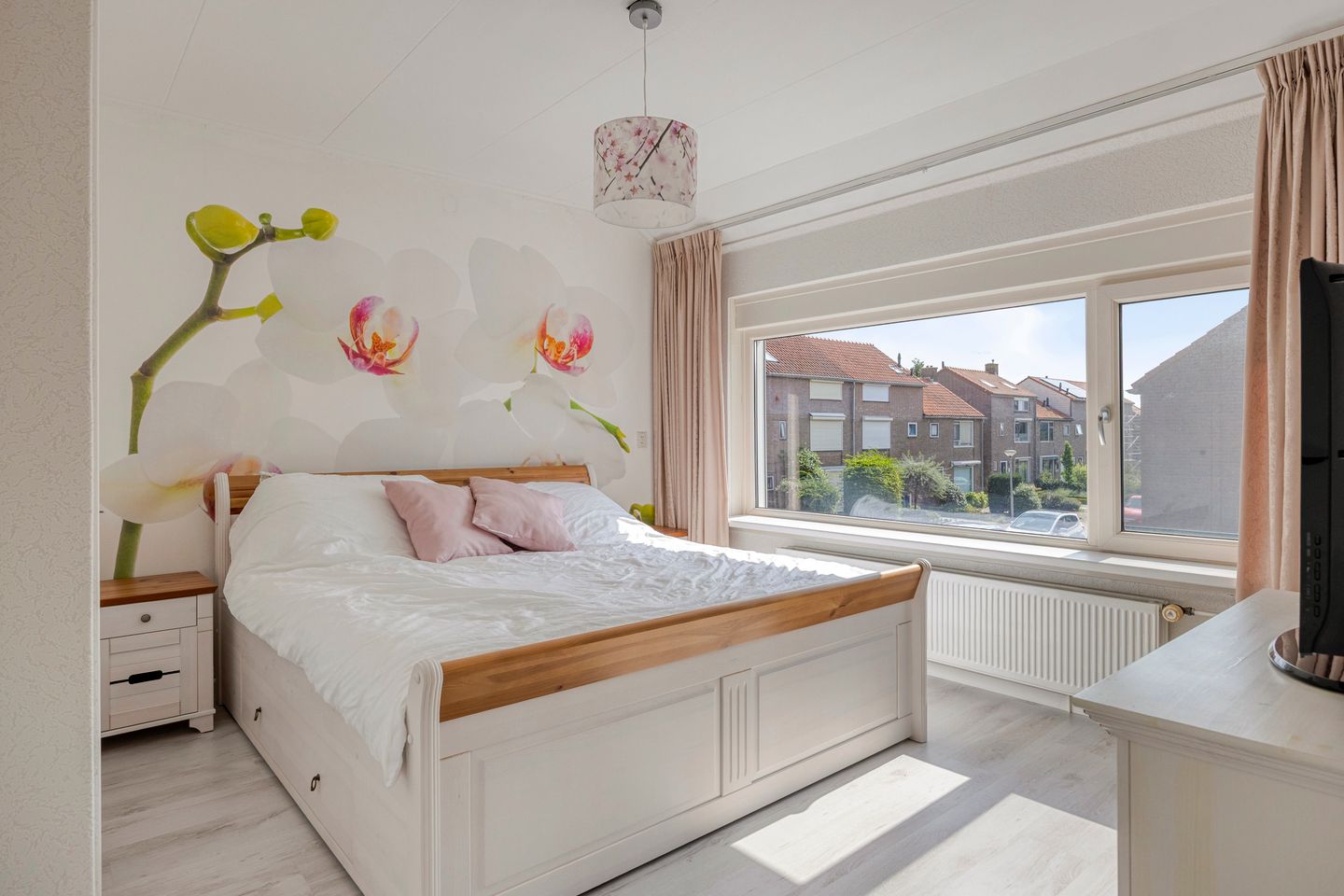 Photo 14 of Schokkerstraat 8