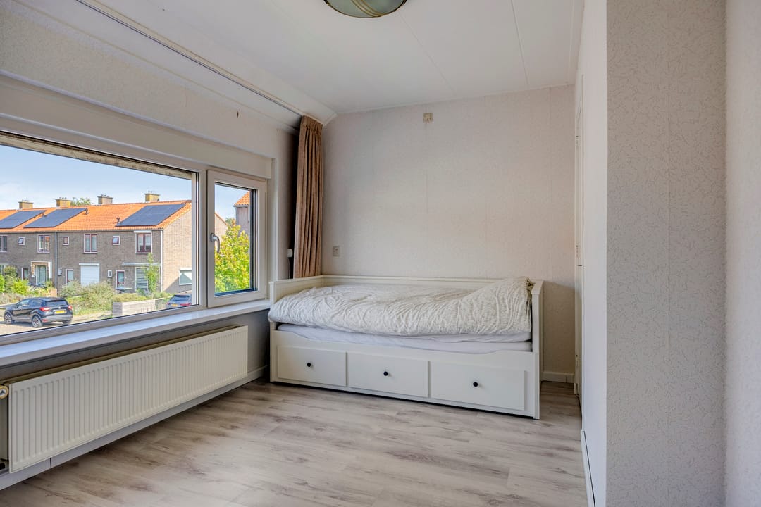 Photo 16 of Schokkerstraat 8