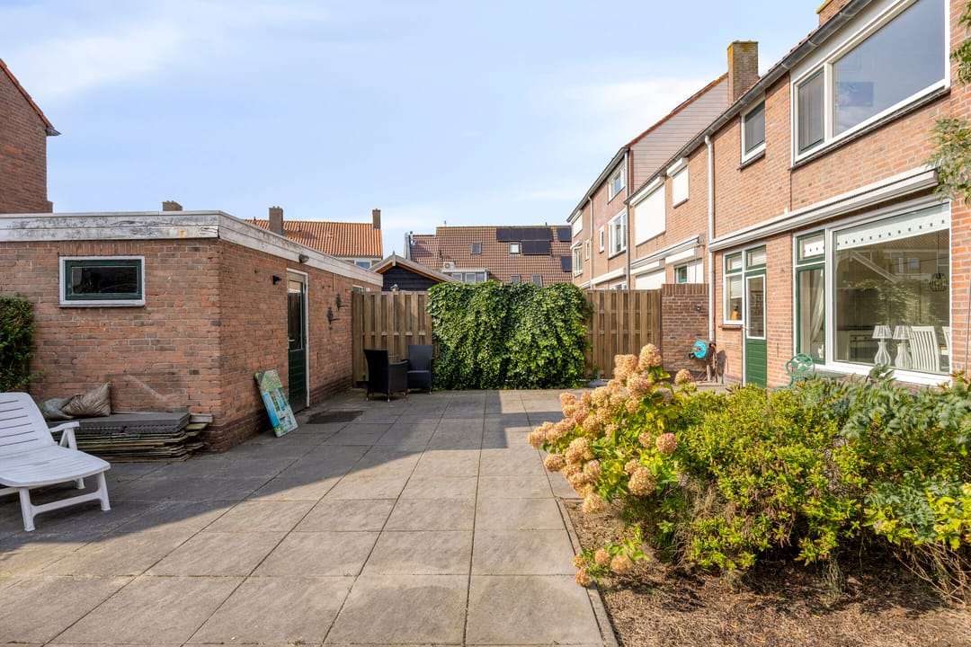 Photo 22 of Schokkerstraat 8