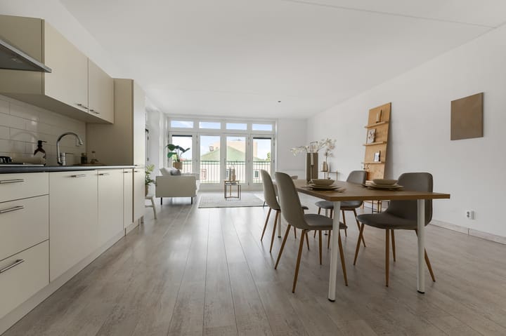 Photo 9 of Middelweg 119-B