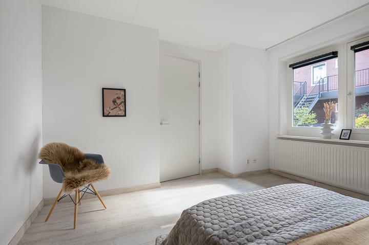 Photo 21 of Middelweg 119-B