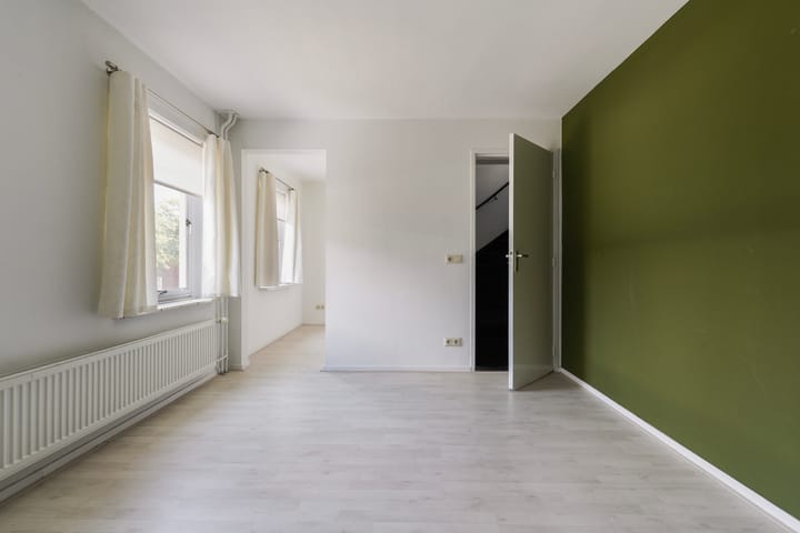 Photo 41 of Bredaseweg 248