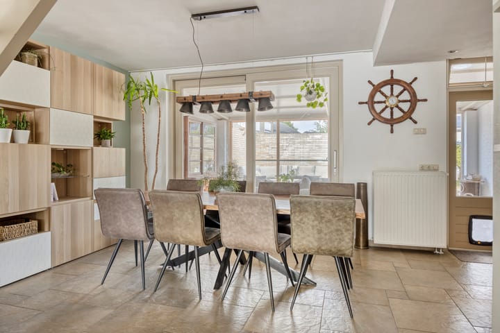 Foto 9 van Parallelweg 33-A