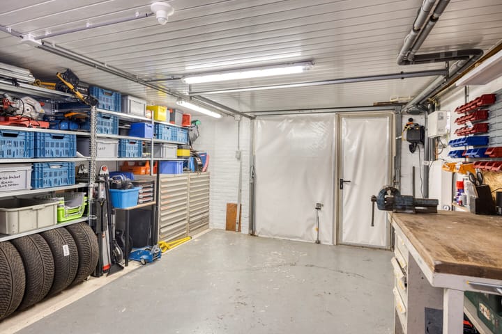 Foto 16 van Parallelweg 33-A