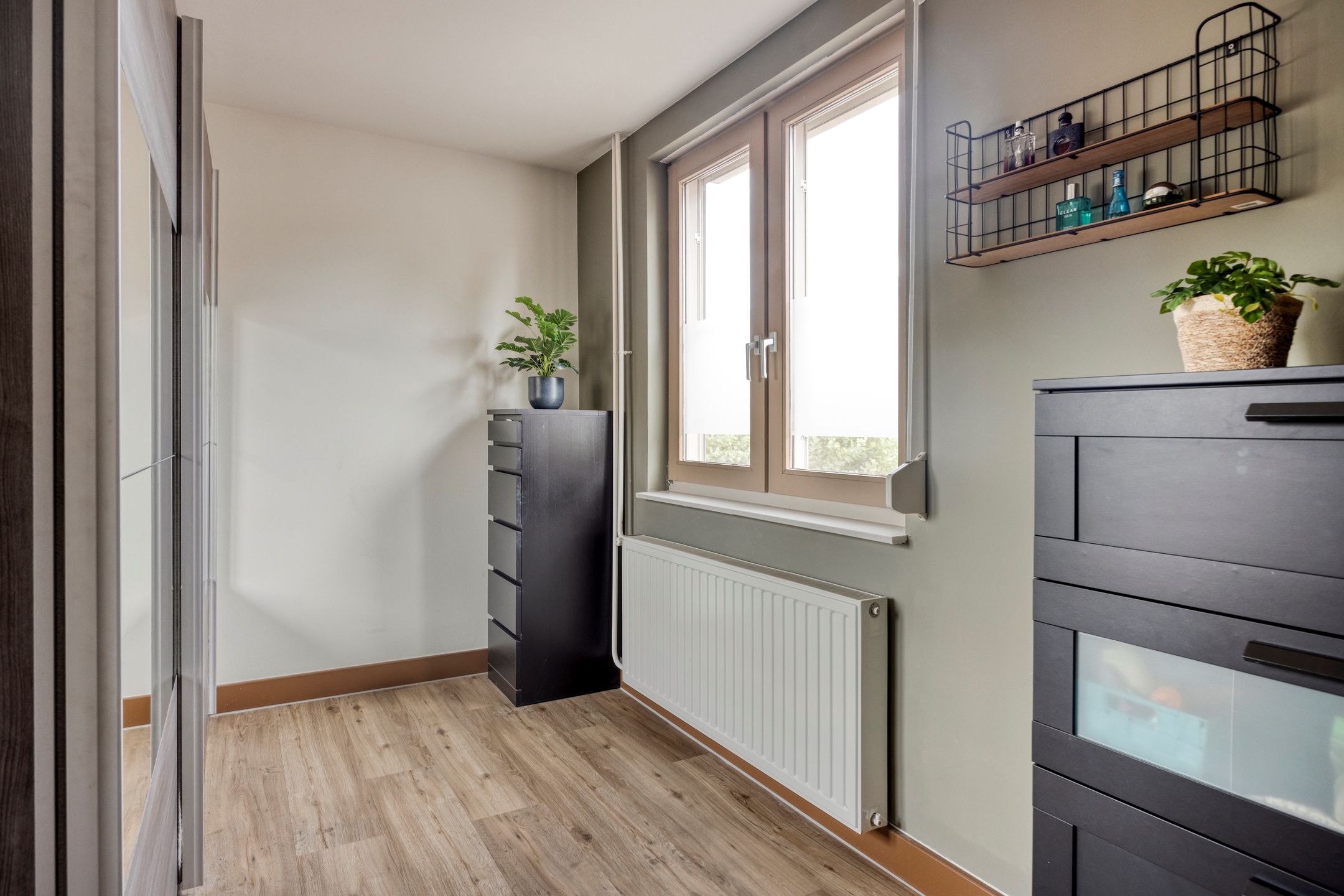 Foto 24 van Parallelweg 33-A